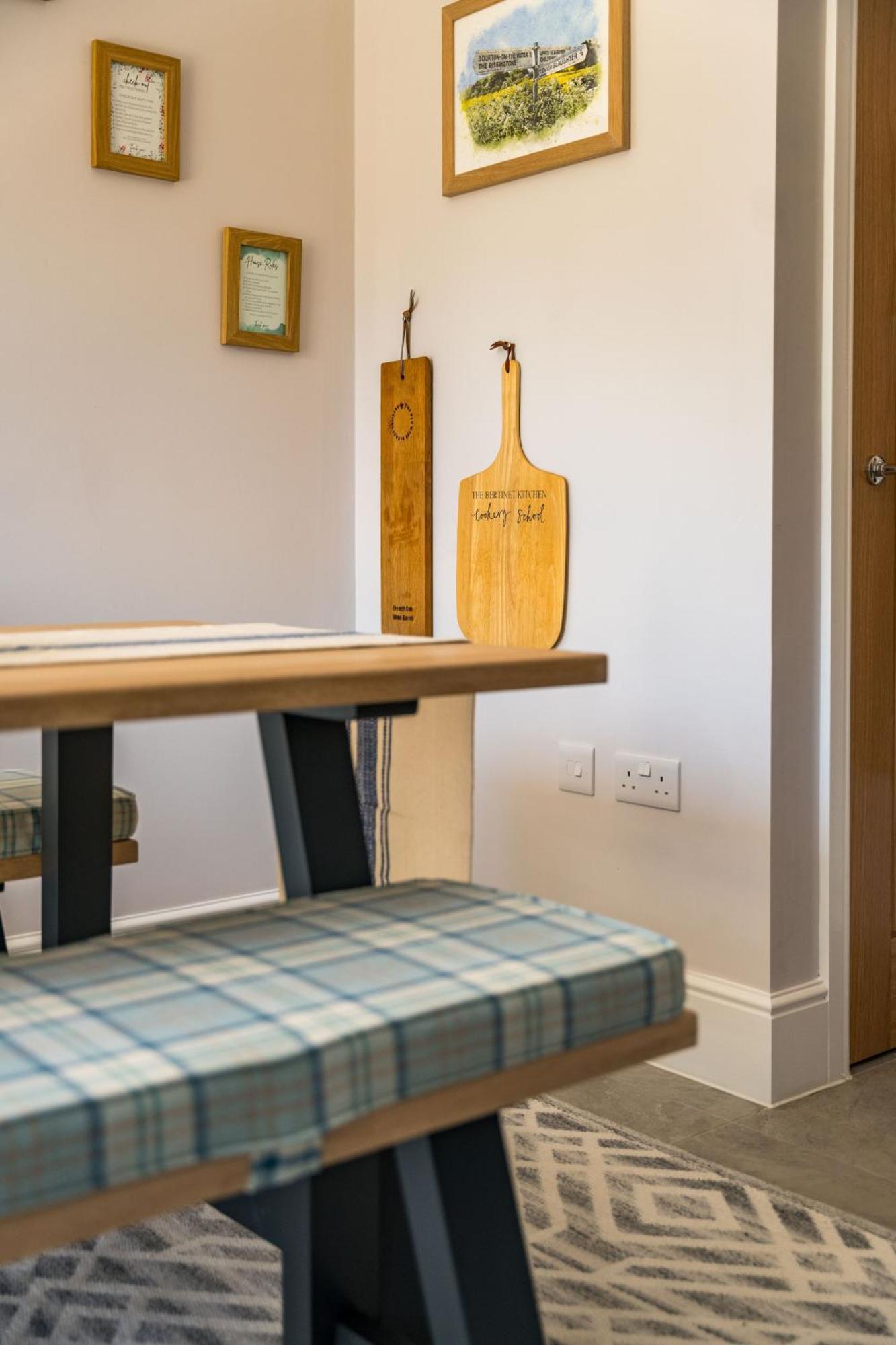 Fleming Cottage - Contemporary Cotswold Home Upper Rissington Bagian luar foto